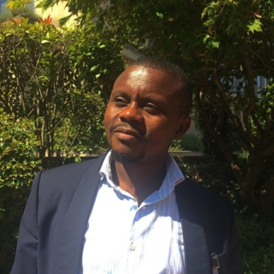 Portrait of Robert Hakiza