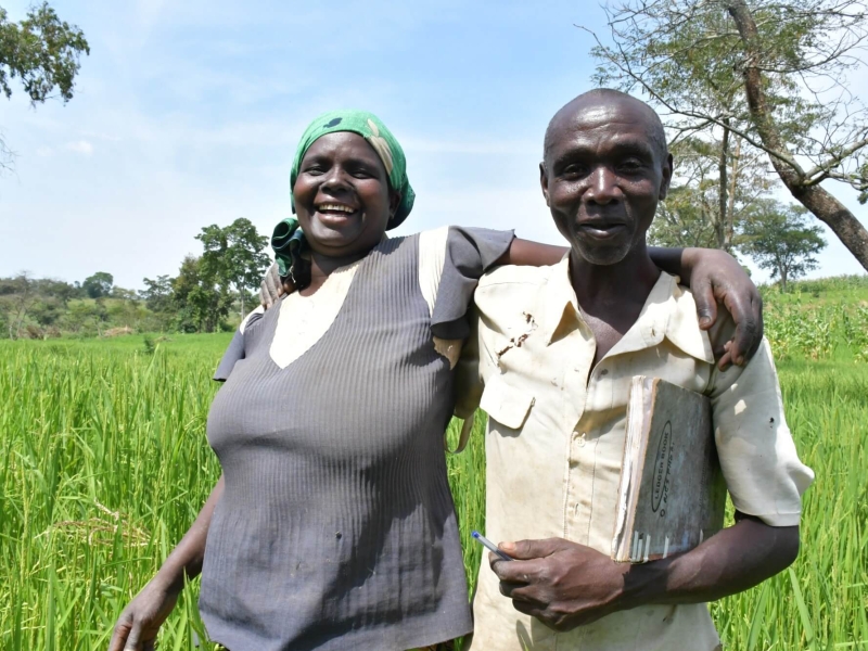 Congalese refugee couple who are farmers in Uganda